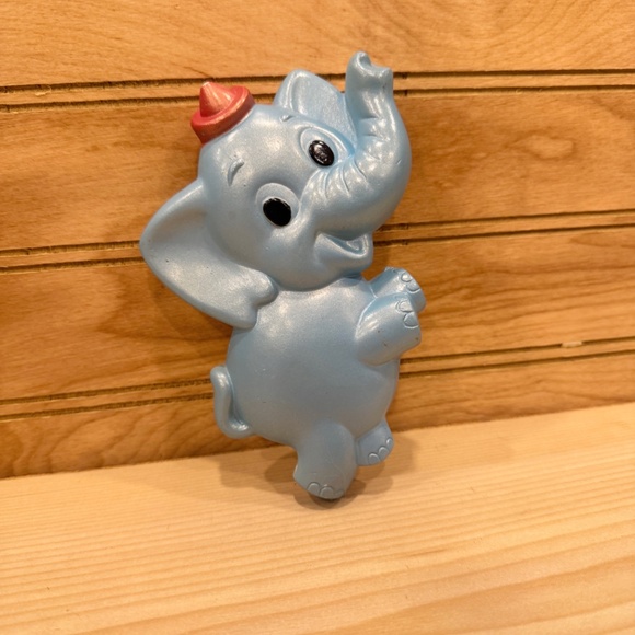 Vintage Chalkware Elephant Nursery Wall Hanging Decor - Picture 3 of 3